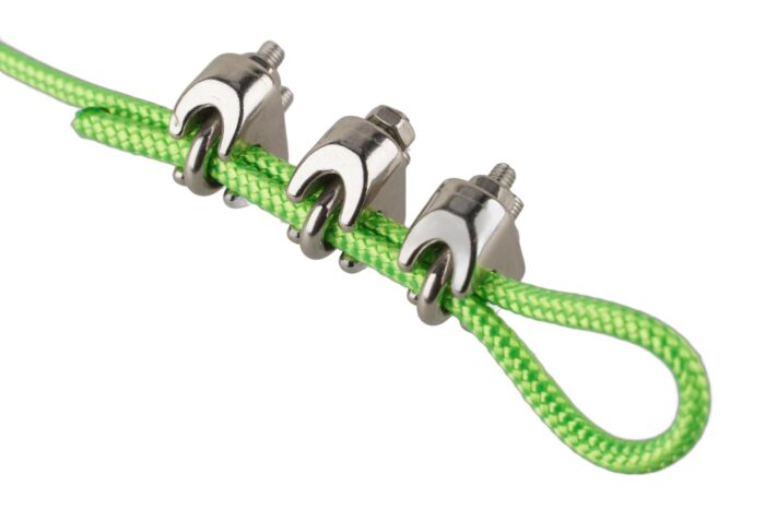 Serre-câbles à étrier INOX en sachet de suspension